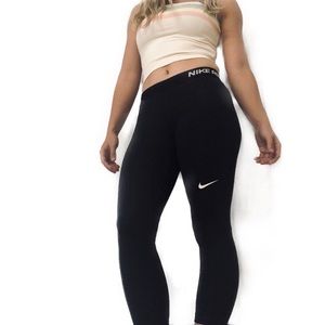 Black Nike Pro Leggings (XS)